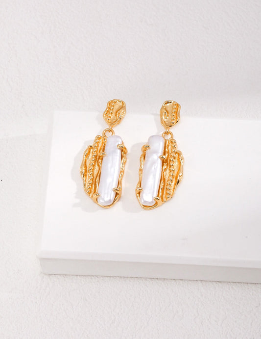 Boucles d'oreilles en perles baroques de style vintage