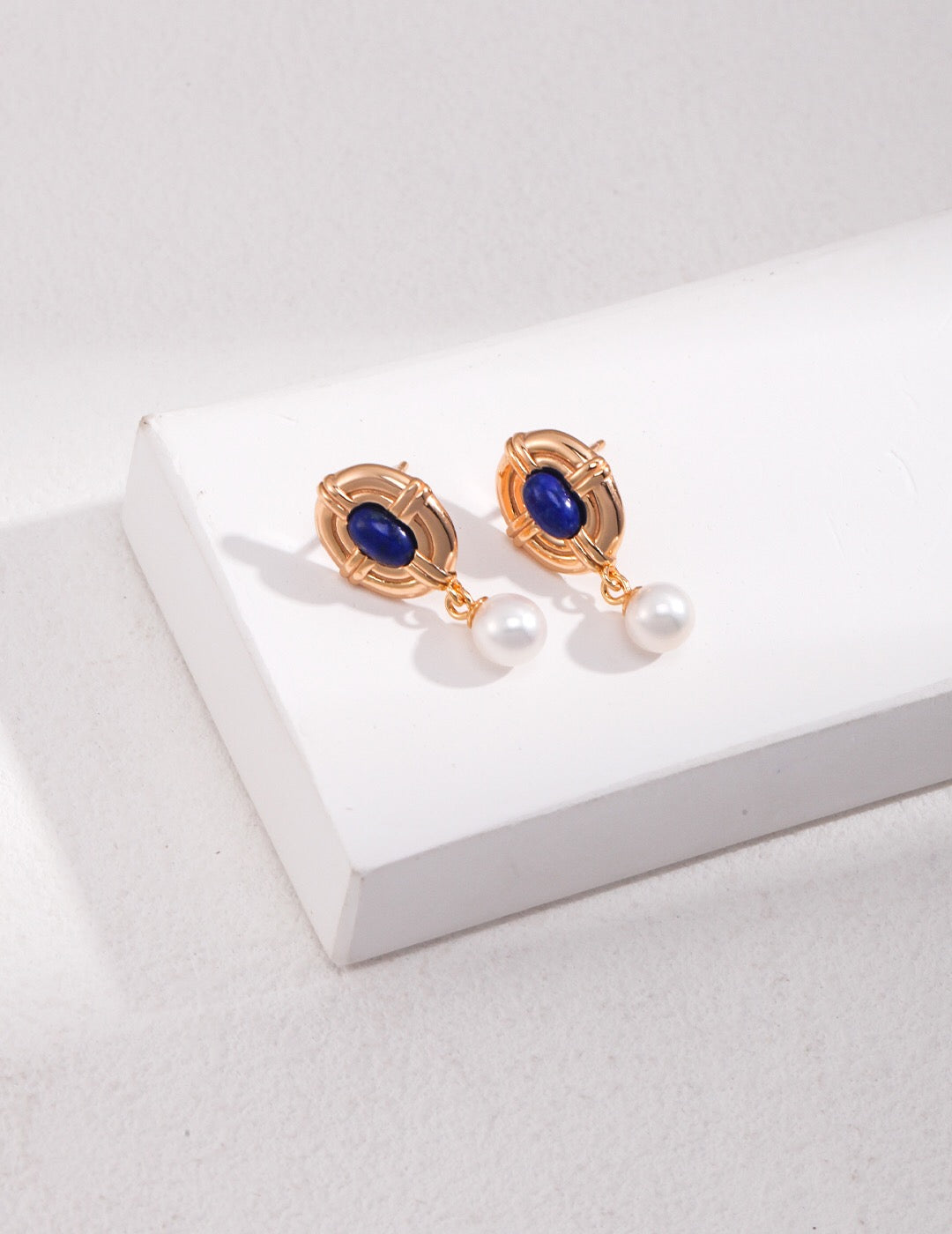 Lapislazuli-Perlenohrringe im Vintage-Stil