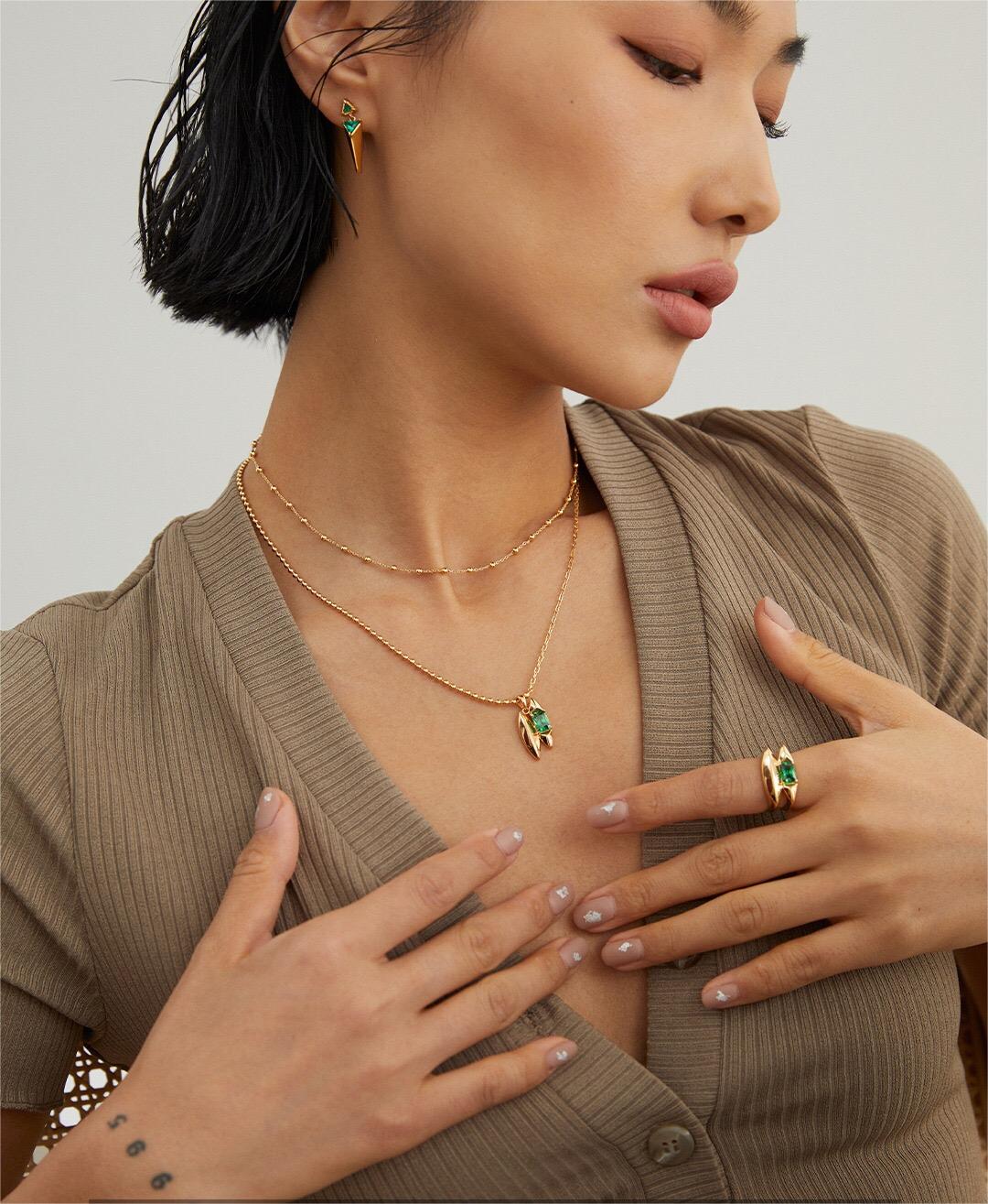Collier pendentif en zircon vert