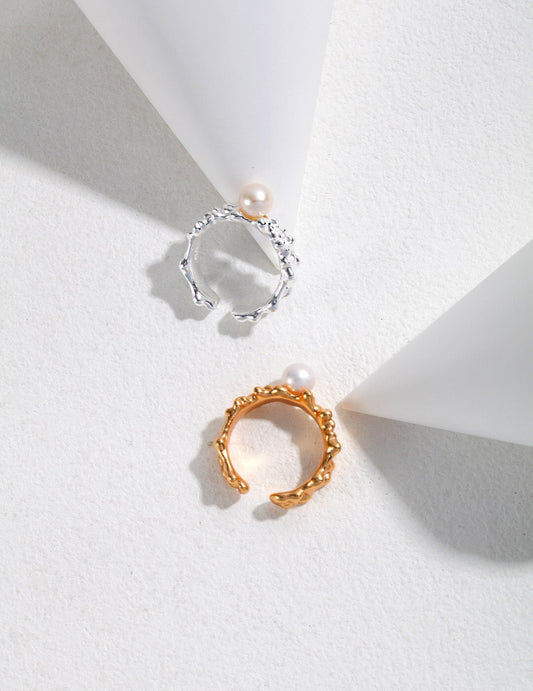 Bague ajustable en perles ondulées