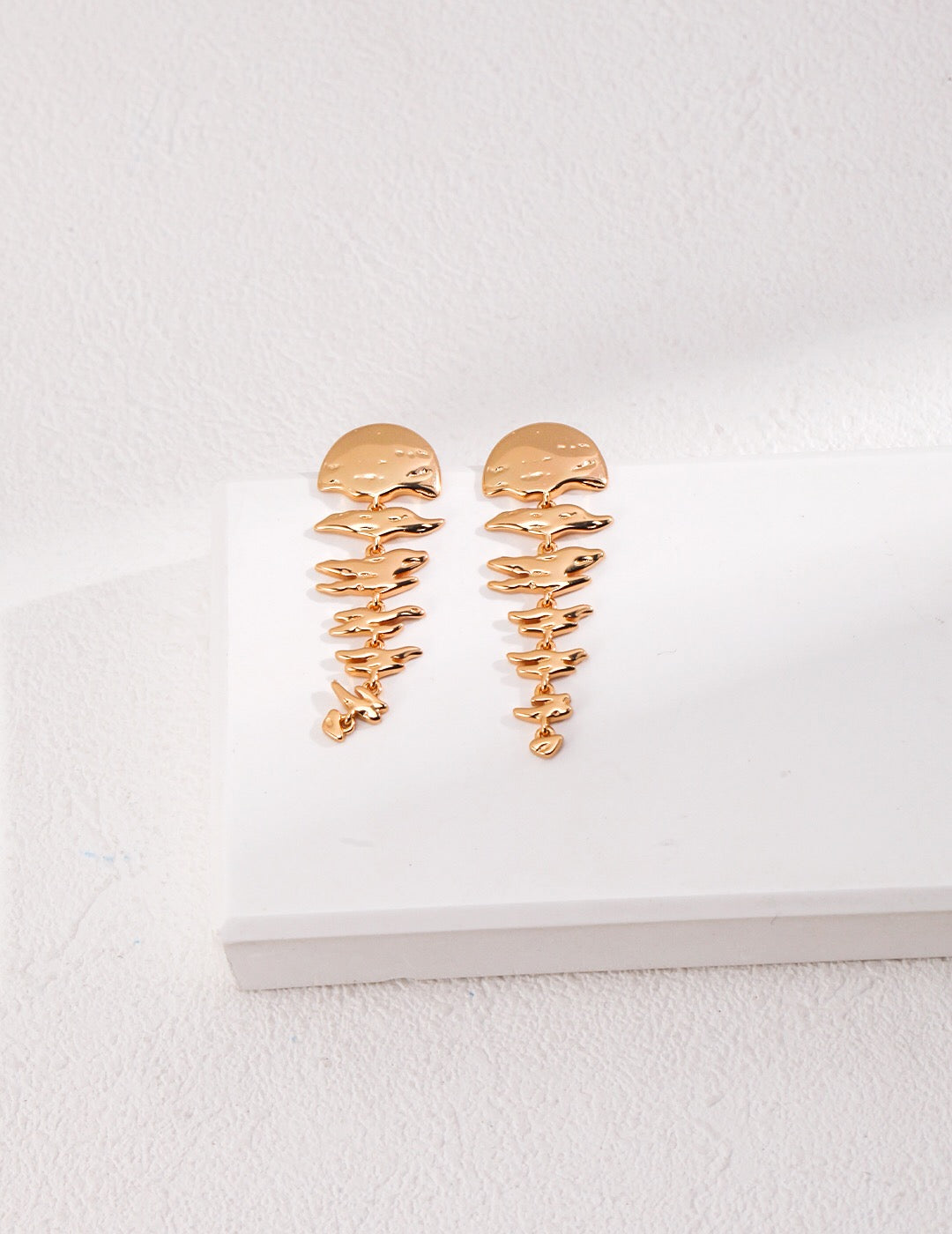 Ohrringe „Christbaumschmuck“ aus Gold-Vermeil
