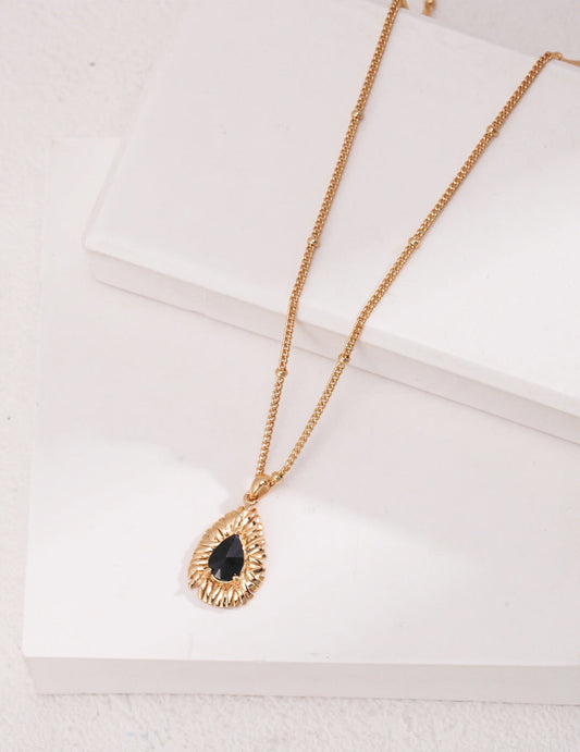 Collier en zircon noir de style palais