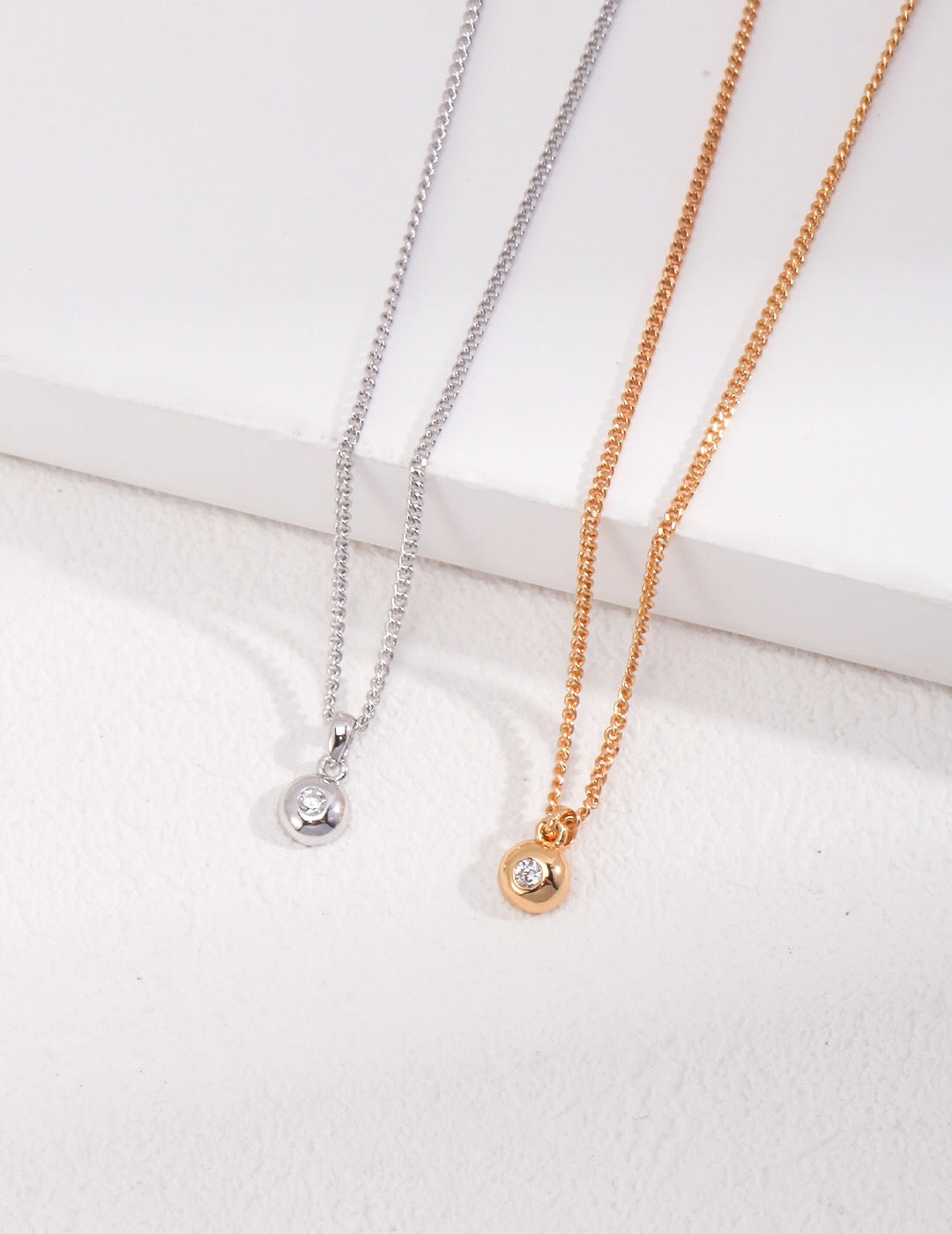 Collier en argent sterling et zircons