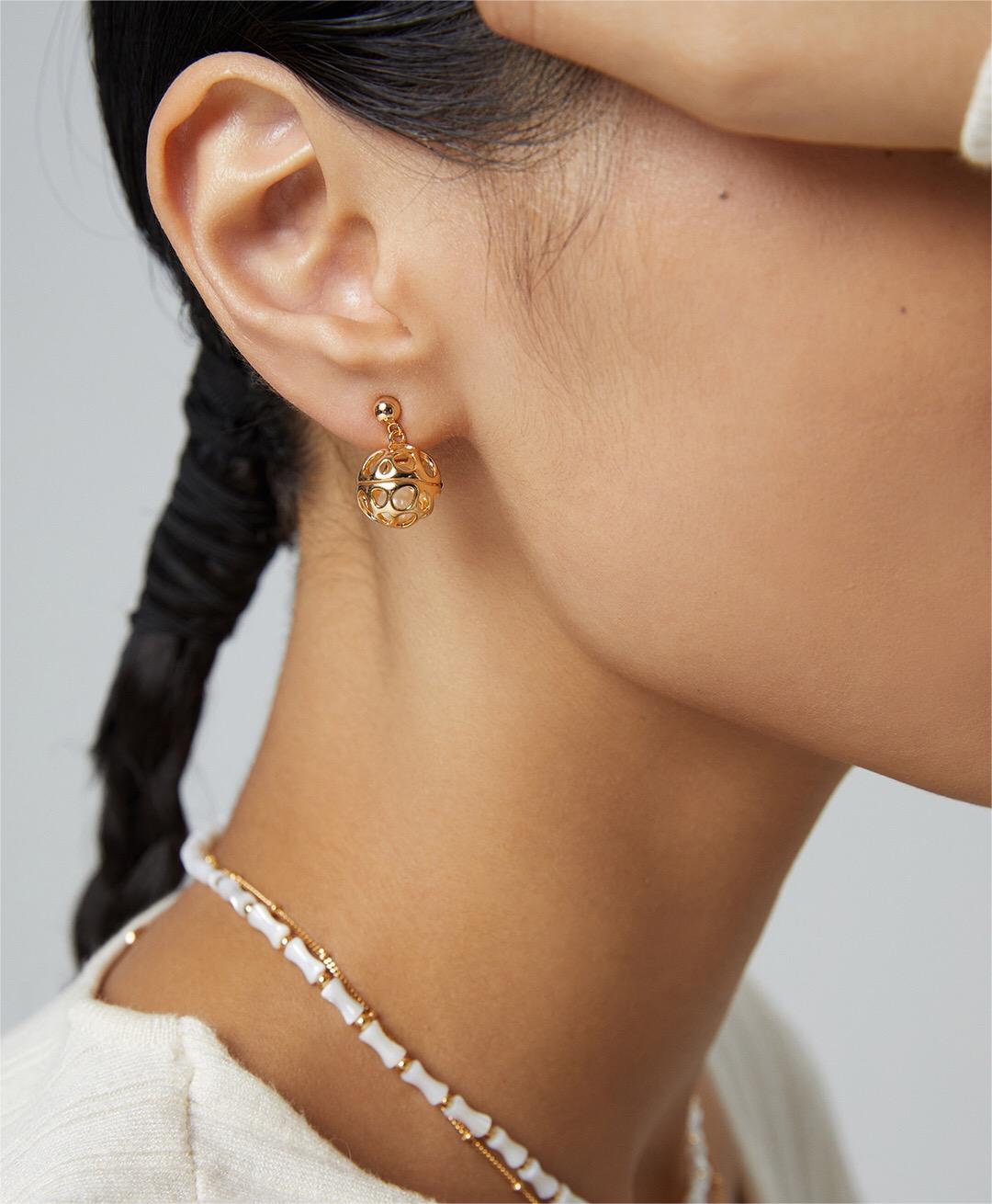 Choker-Halskette in Bambus-Form mit weißer Muschel