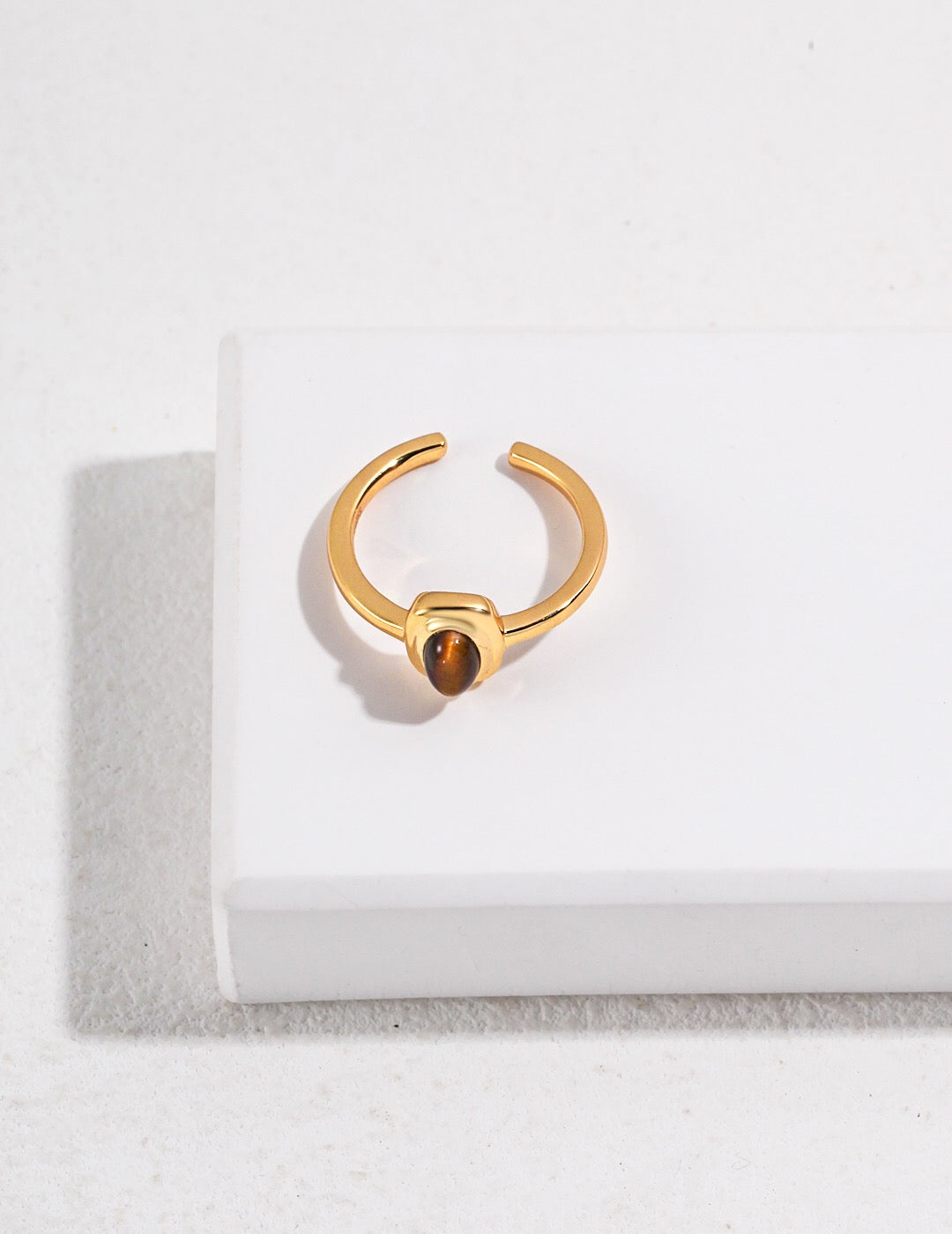 Ring mit Tigerauge-Stein im Vintage-Stil