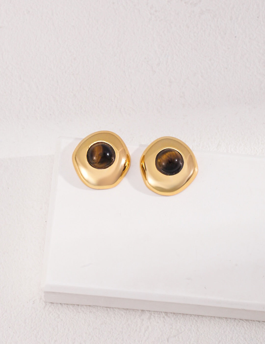 Ohrstecker aus Tigerauge-Stein / schwarzem Achat