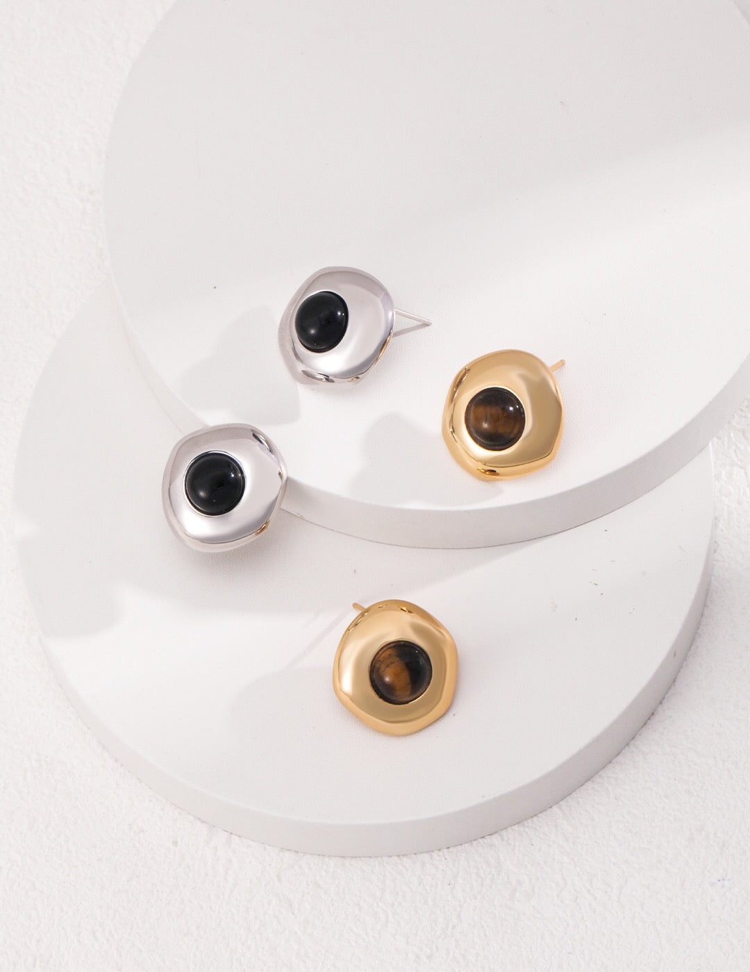 Ohrstecker aus Tigerauge-Stein / schwarzem Achat