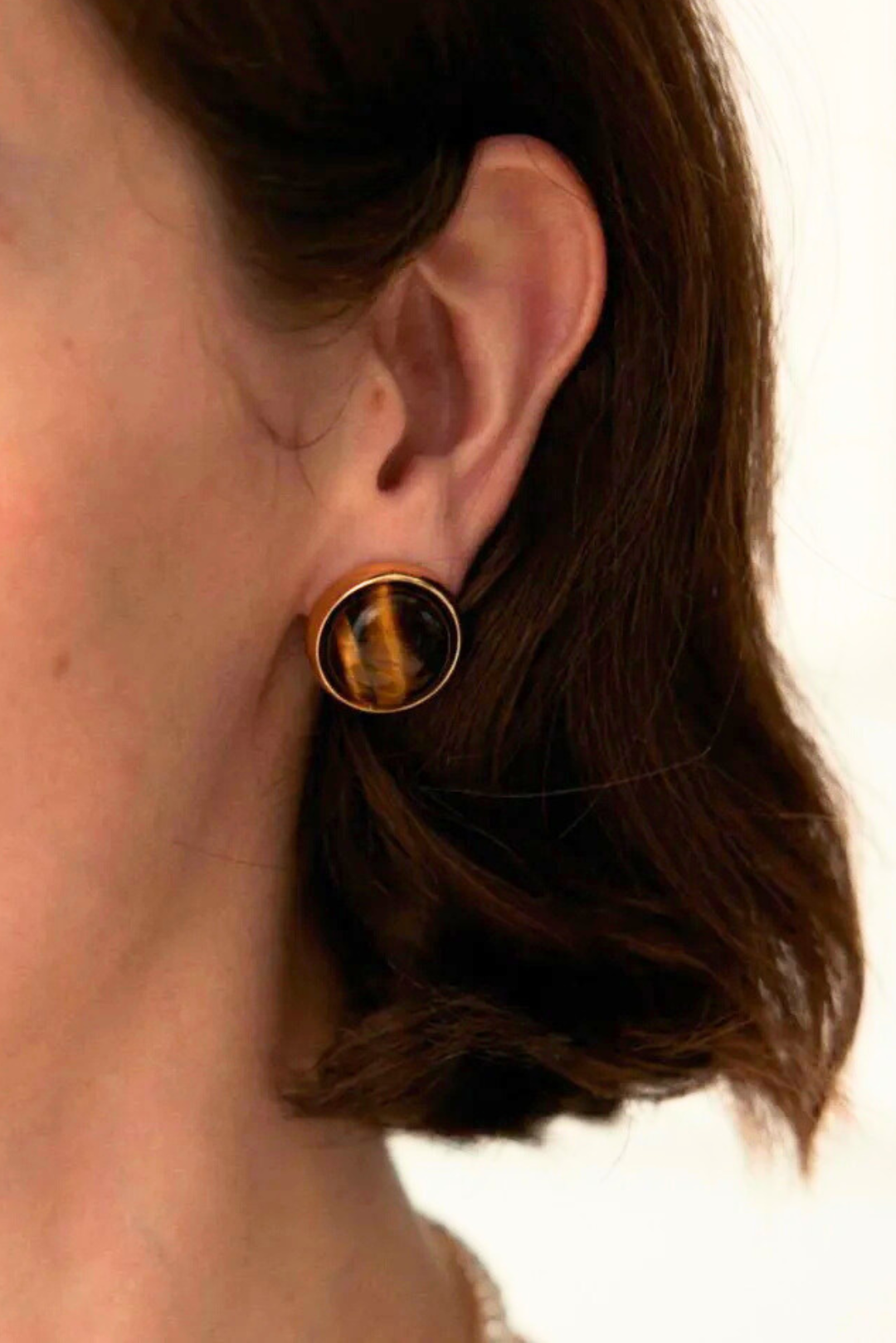 Ohrstecker aus natürlichem, rundem Tigerauge-Stein