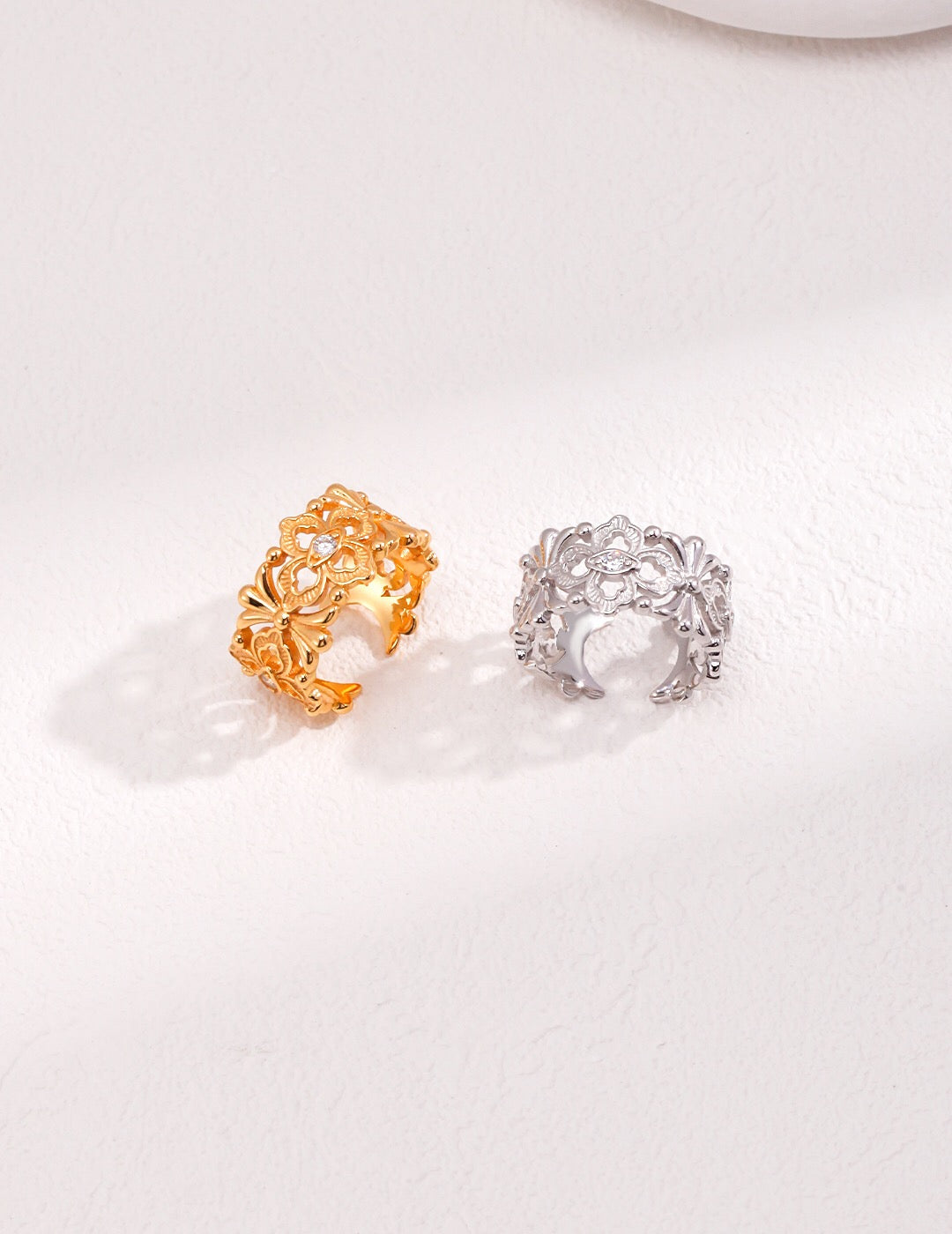 Bague creuse ouverte sculptée