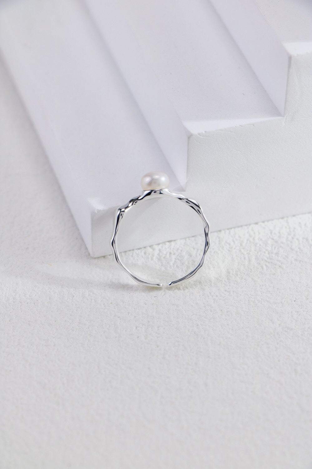 Minimalistischer Perlenring aus Vermeil-Gold