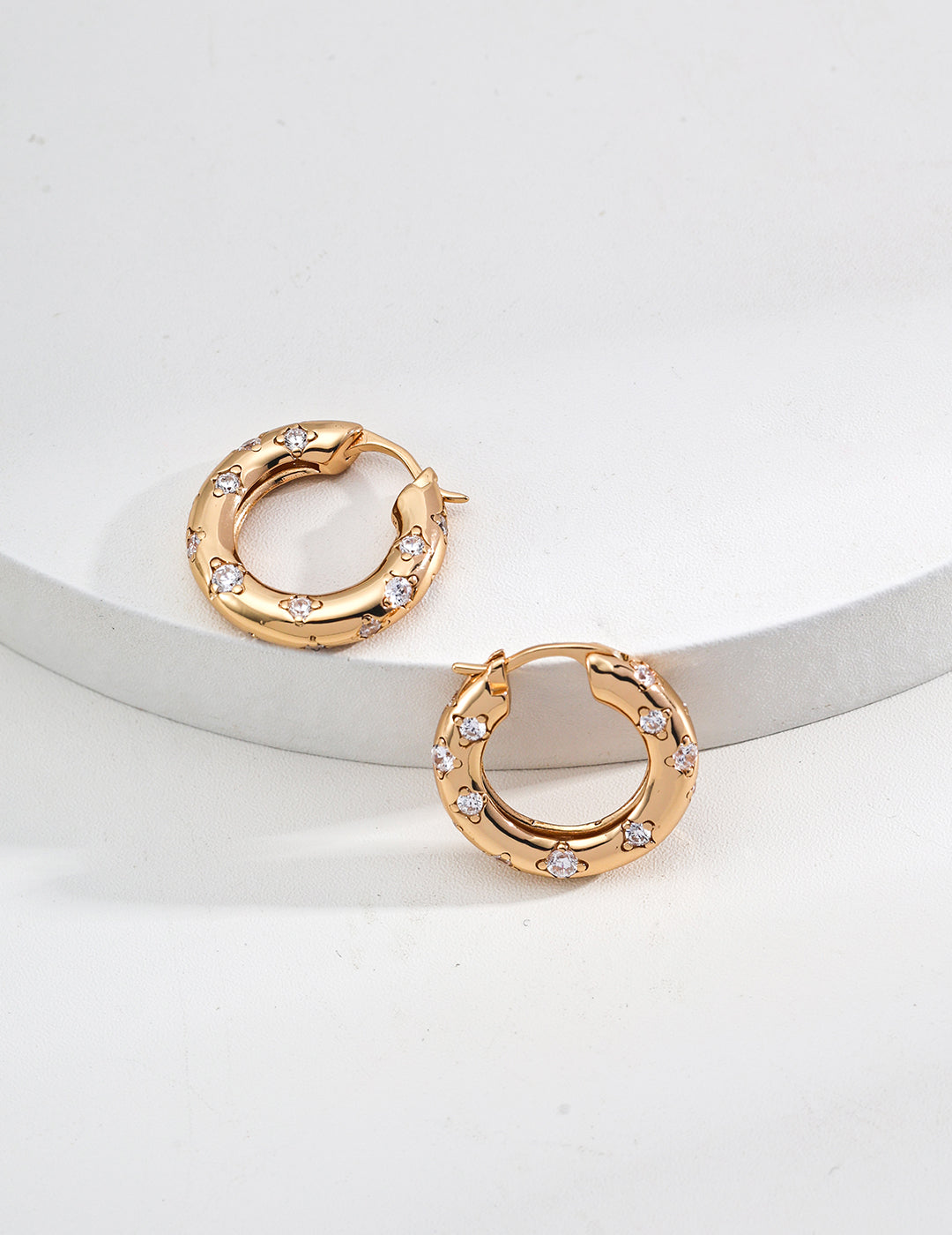 Heart-Shaped Zircon Hoop Earrings