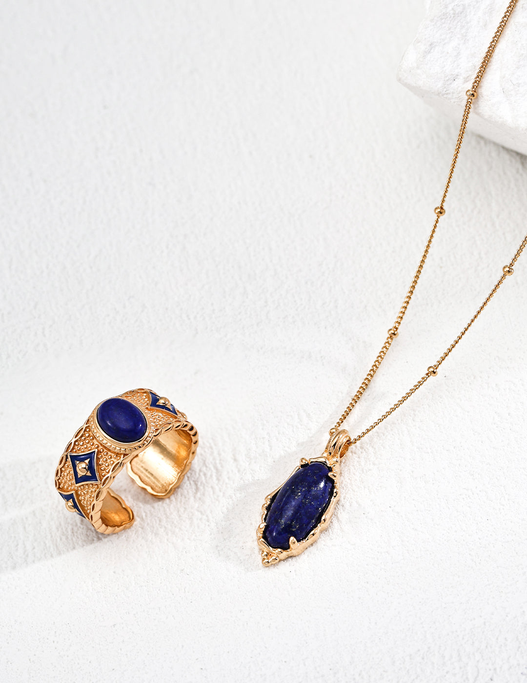 Vintage Style Natural Lapis Lazuli Necklace