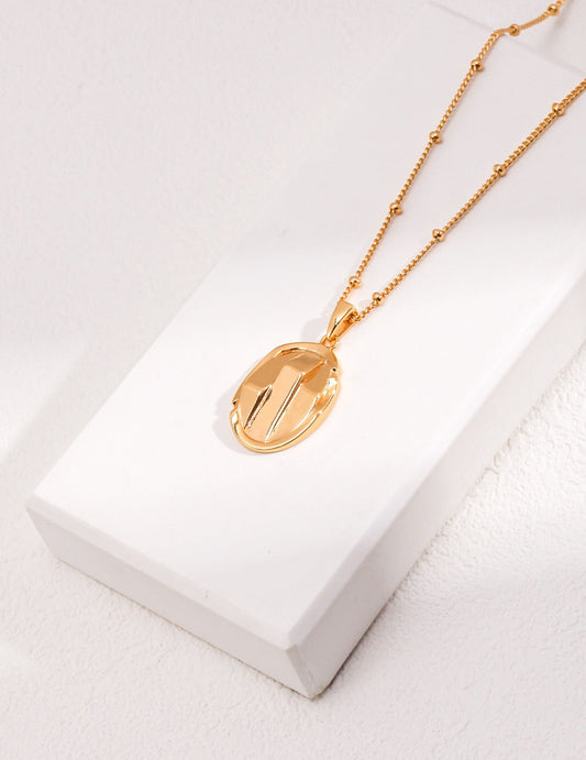 Essential Oval Pendant Necklace