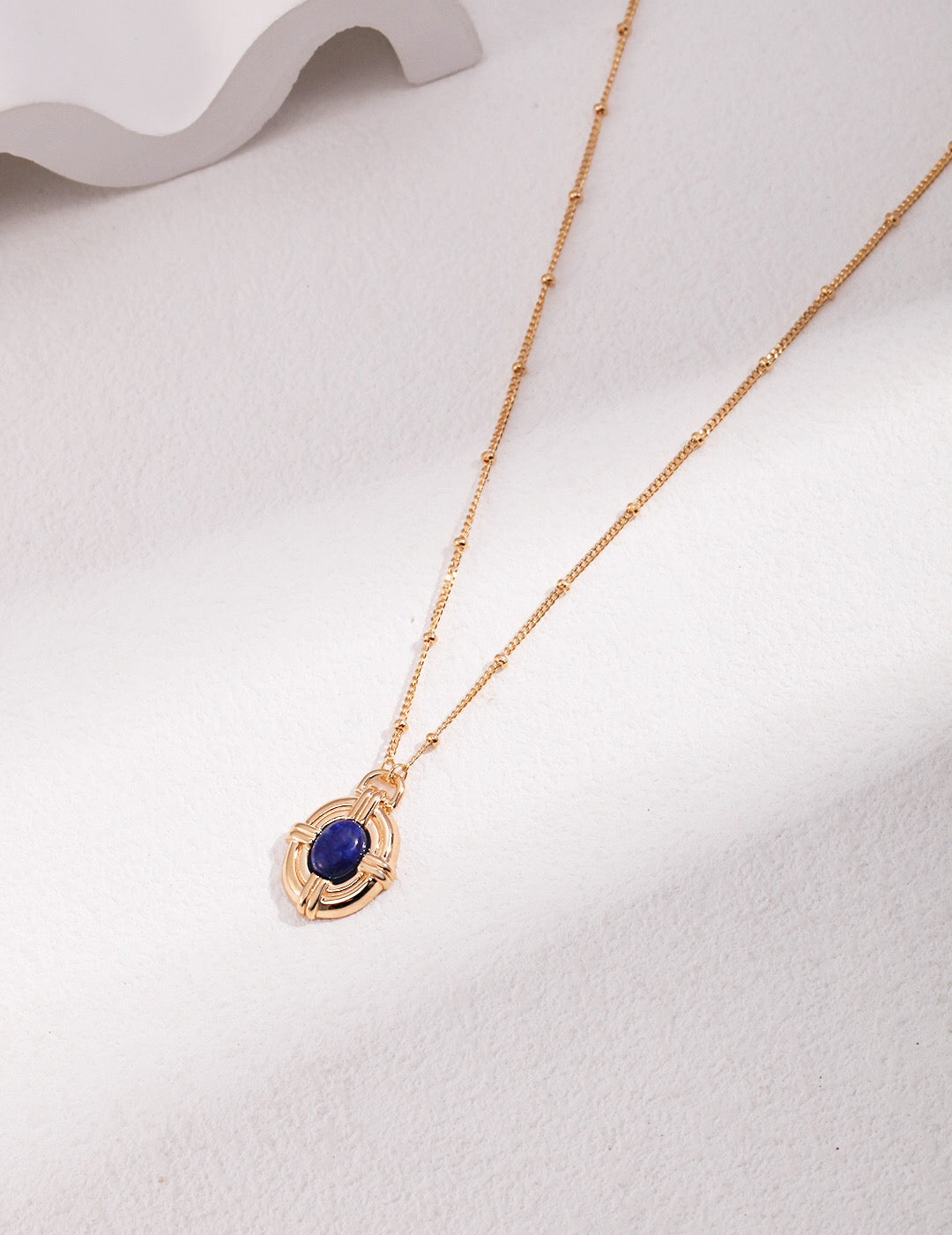 Collier en lapis-lazuli de style vintage