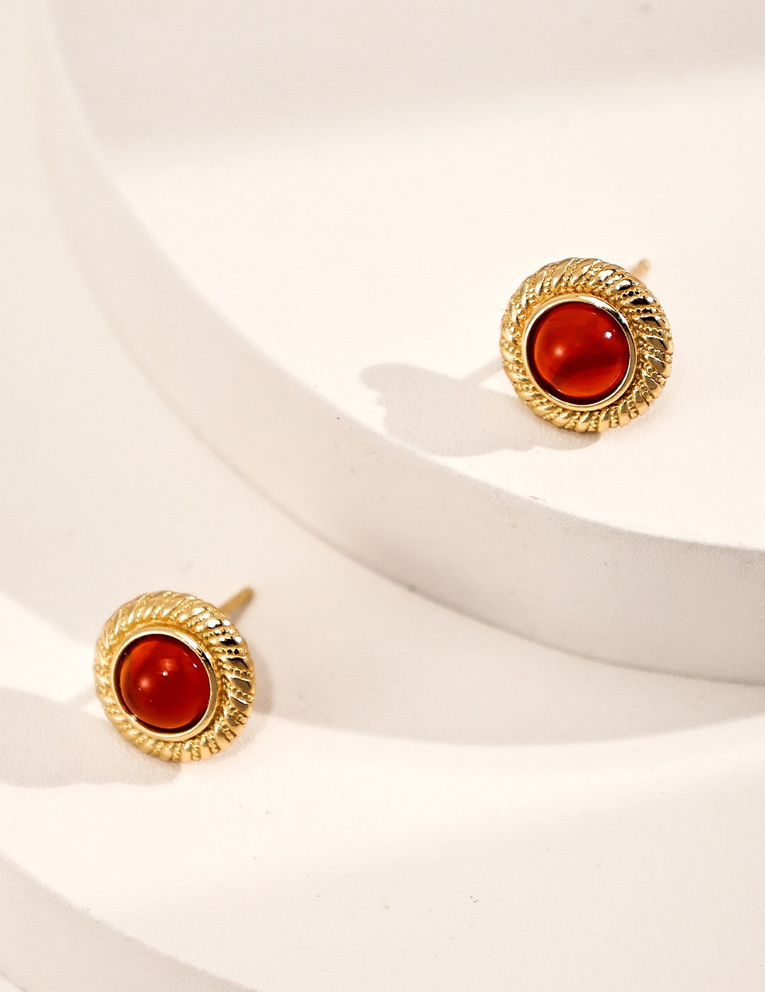 Vintage Style Red Agate Stud