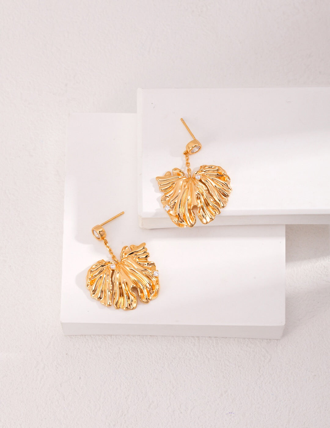 Stylish Leaf Style Zircon Earrings