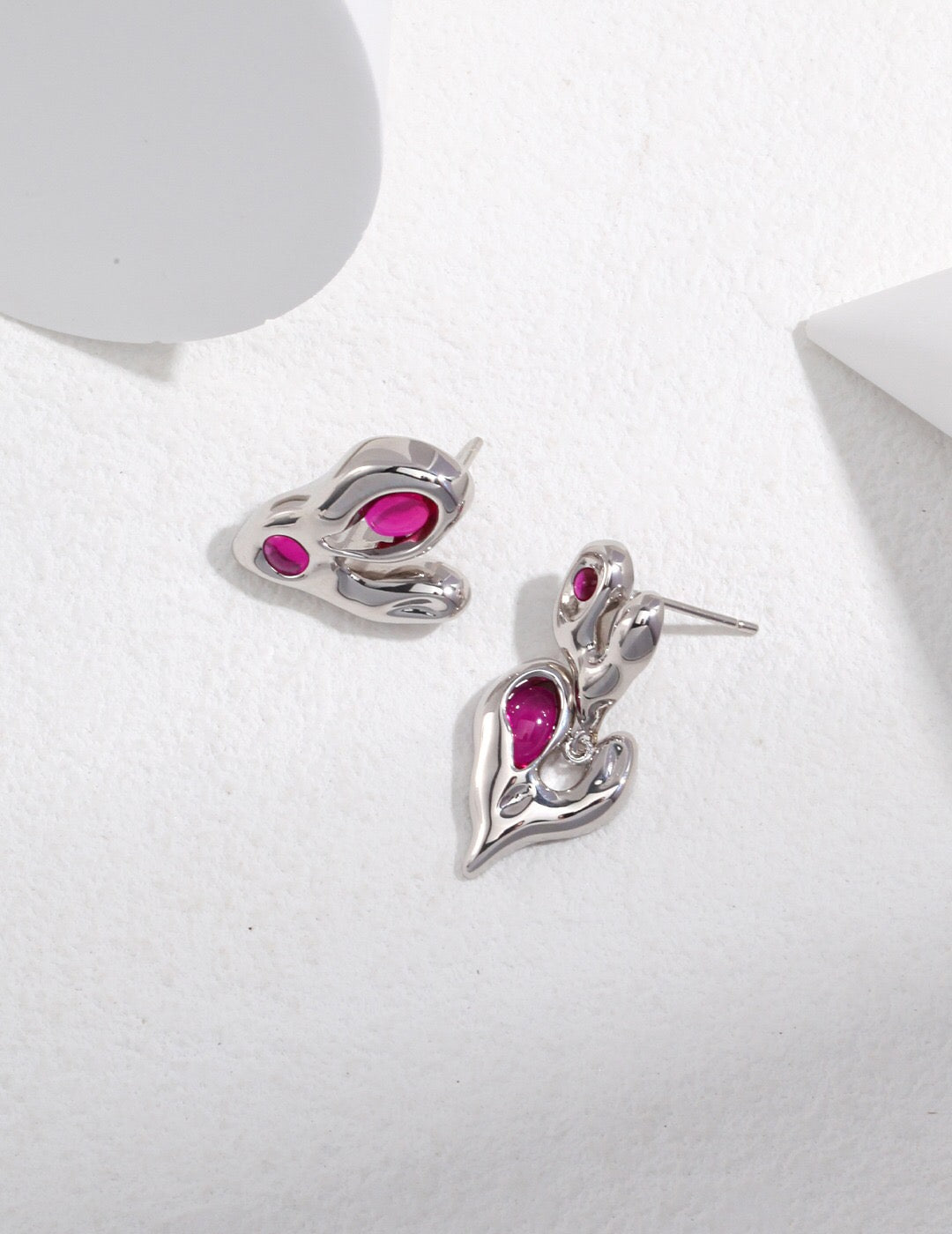 Pink Zircon Irregular Heart Stud Earrings