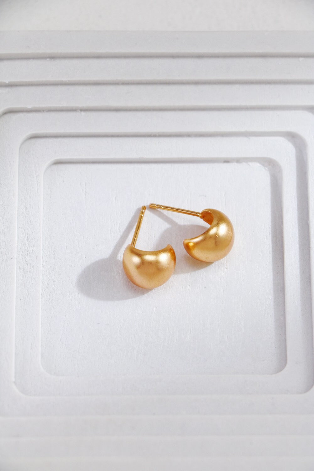 Gold-plated Brushed Spherical Stud Earrings