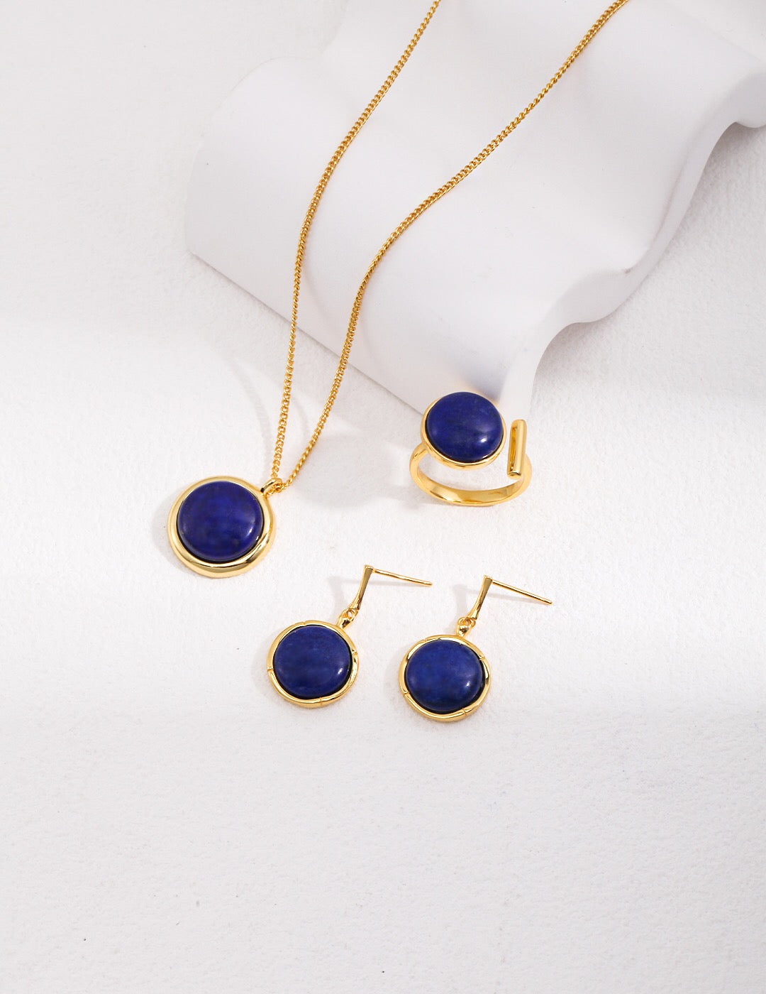 Minimalist Natural Lapis Lazuli Stone Necklace