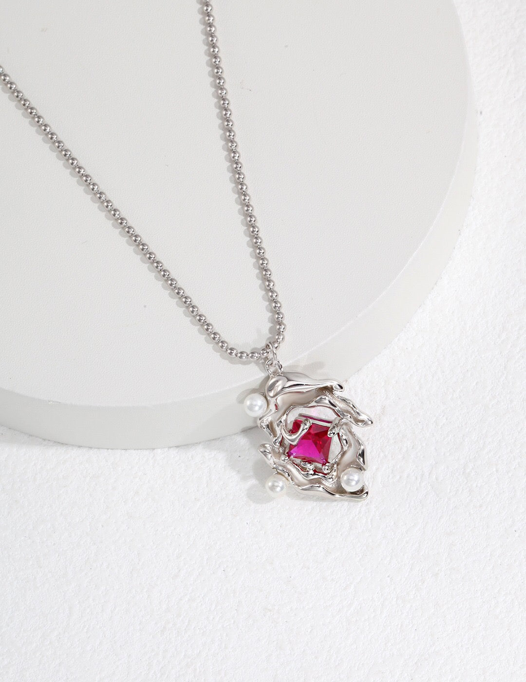 Fluid Shaped Design Pink Zircon Necklace