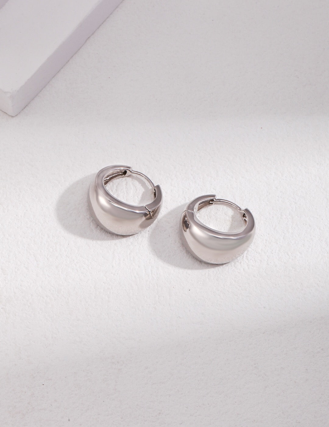 Simple Geometric Silver Hoop Earrings