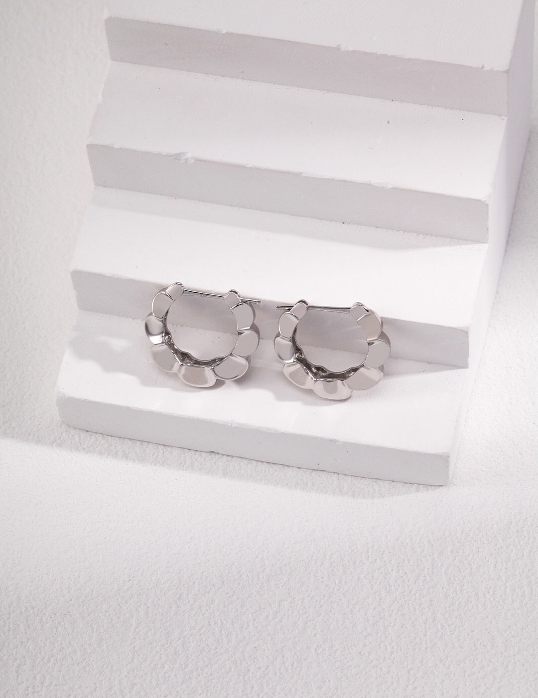 Minimalist Petal Hoop Earrings