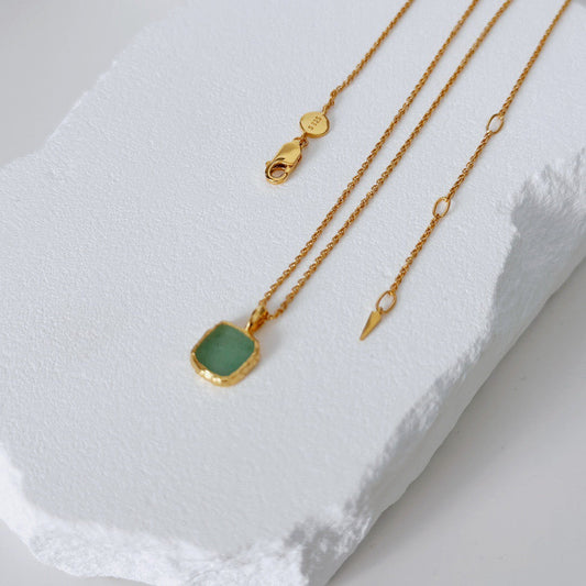 Fernovia Design natural stone minimalist necklace front display