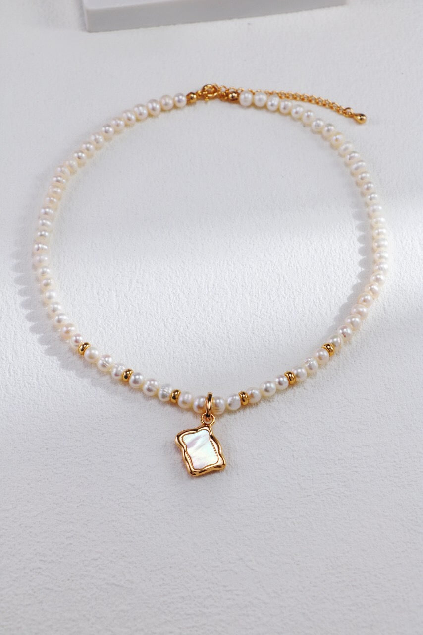 White Shell Double Sided Pearl Pendant Necklace