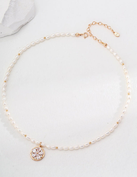 Zircon Flower Petal Style Pearl Necklace