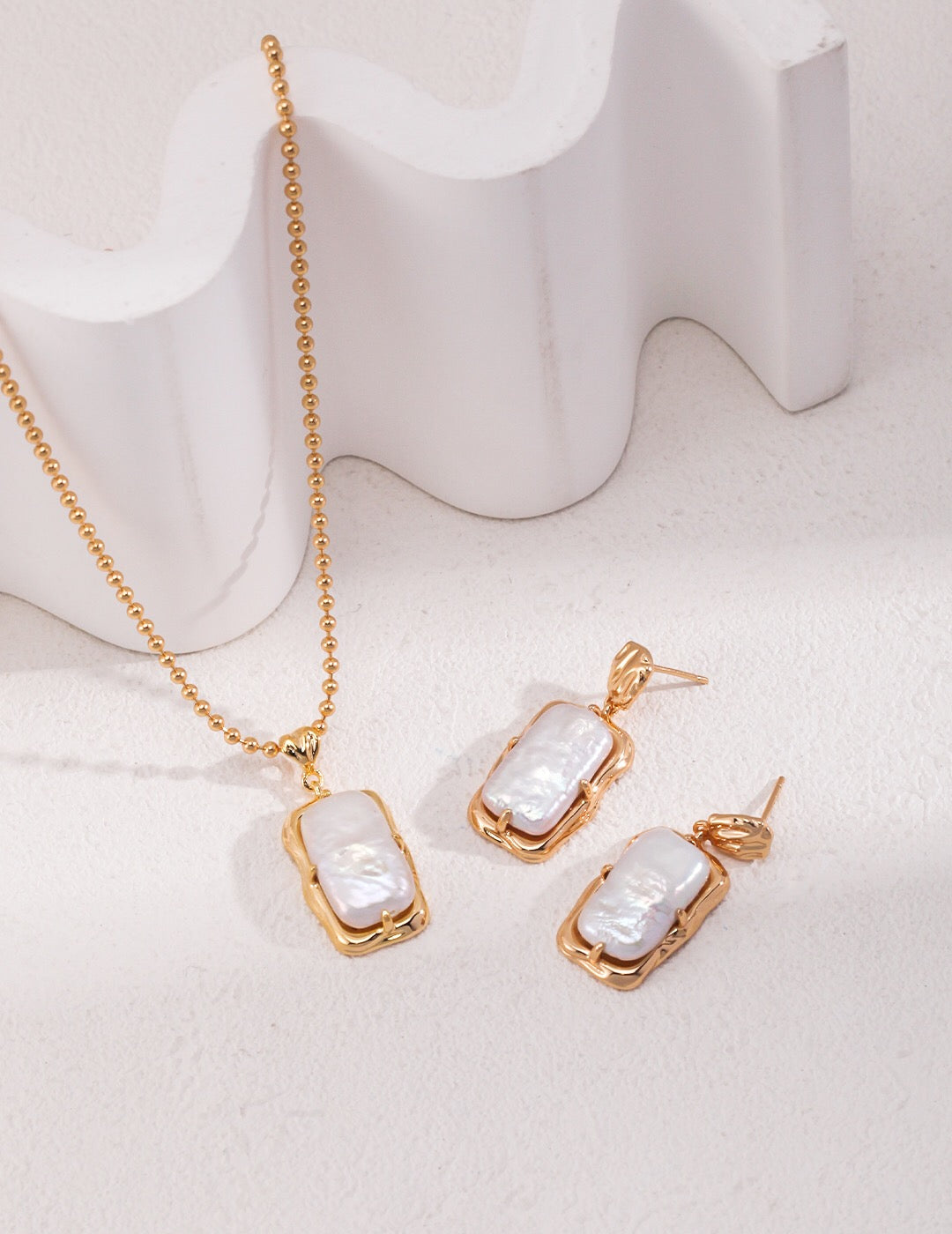 Rectangle Link Pearl Drop Earrings