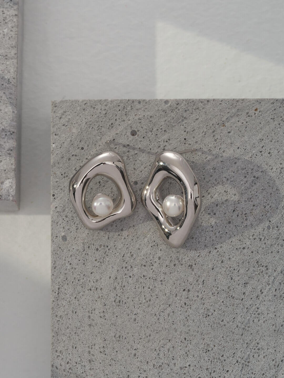 Fernovia Design handcrafted geometric irregular earrings – sterling silver finish