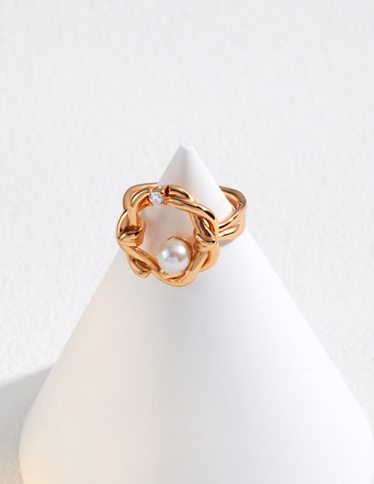 Twisted Floral Nature-Inspired Pearl Ring