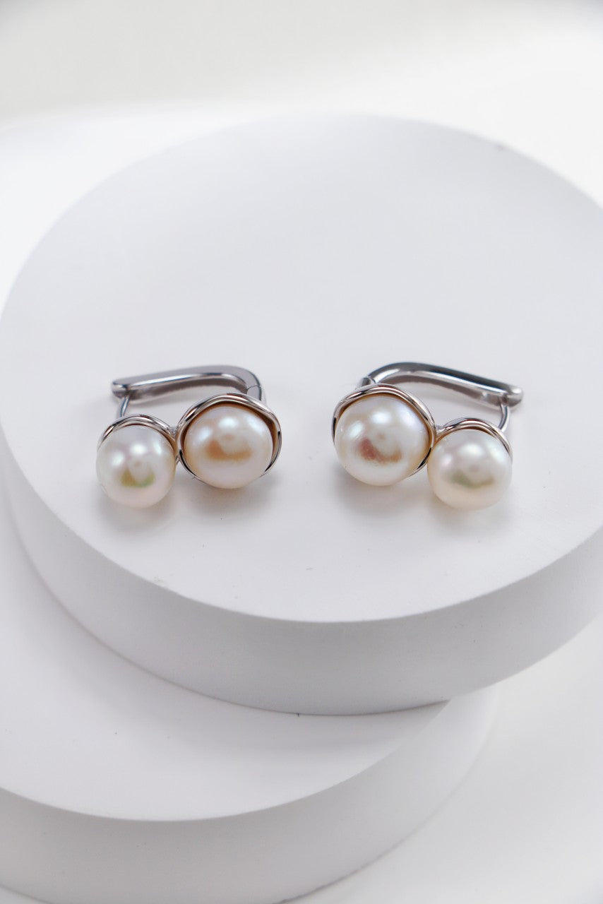 Elegant Pearl Cuff Earrings