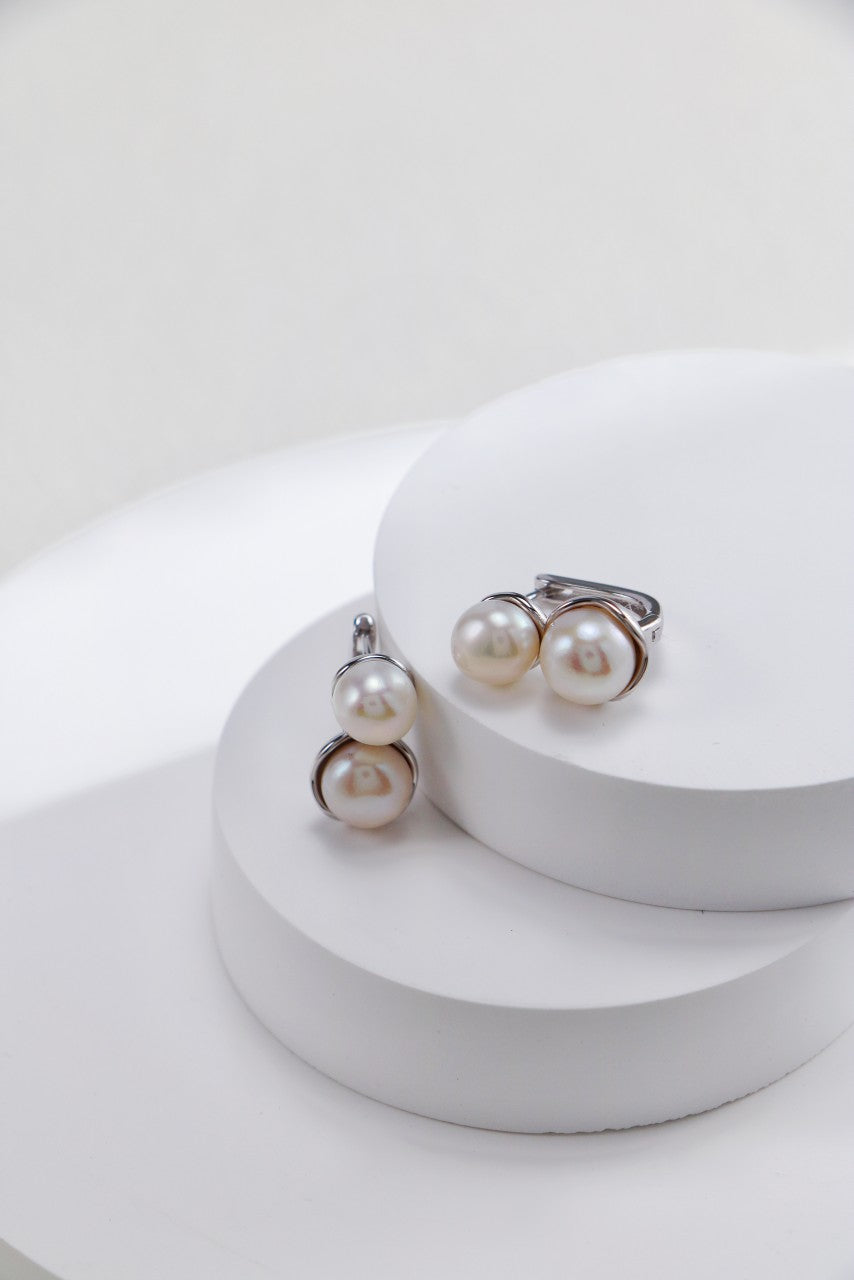 Elegant Pearl Cuff Earrings