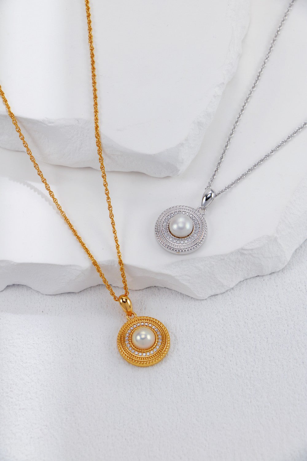 Round Zircon Pearl Pendant Necklace