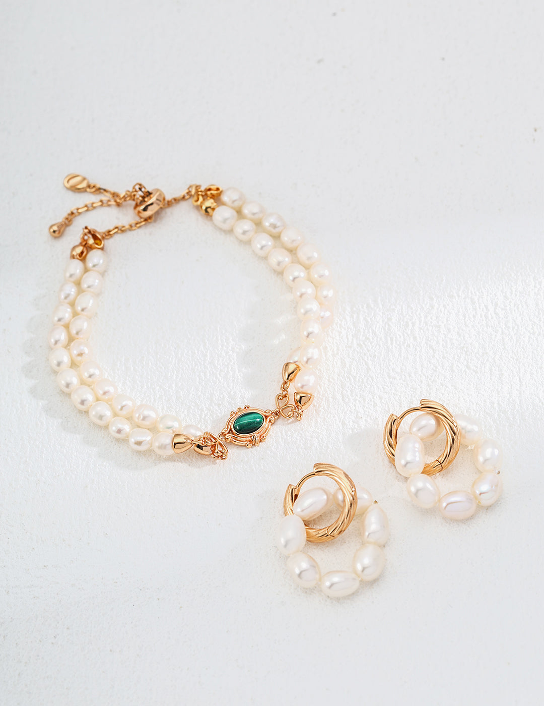 Elegant Natural Pearl and Malachite Bracelet